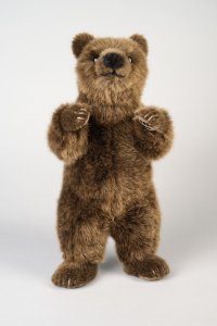 Kösener-Bär, stehend aufrecht